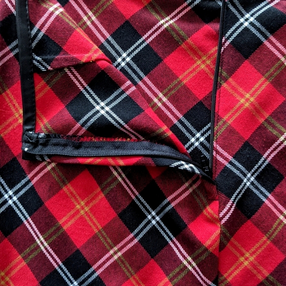 Y2K Vintage A. Byer Plaid Mini Skirt - Picture 3 of 5